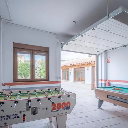 Puente Del Rey Kır Evi